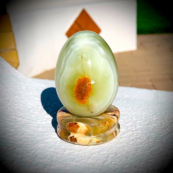 Other - Banded Green Onyx Crystal Egg w. Matching Stand